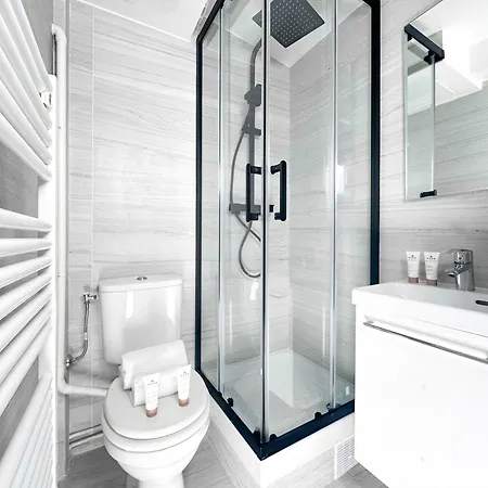 Montparnasse - Executive - For Business * 巴黎